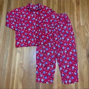Women’s Christmas pajamas set gets you ready for the holidays.  Size Medium